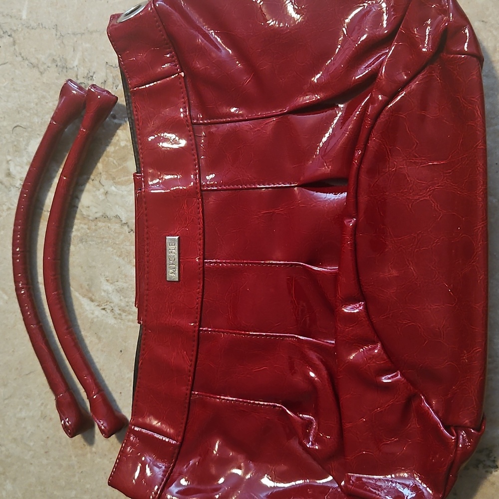 Miche Demi shell (Monica) with matching red handles
